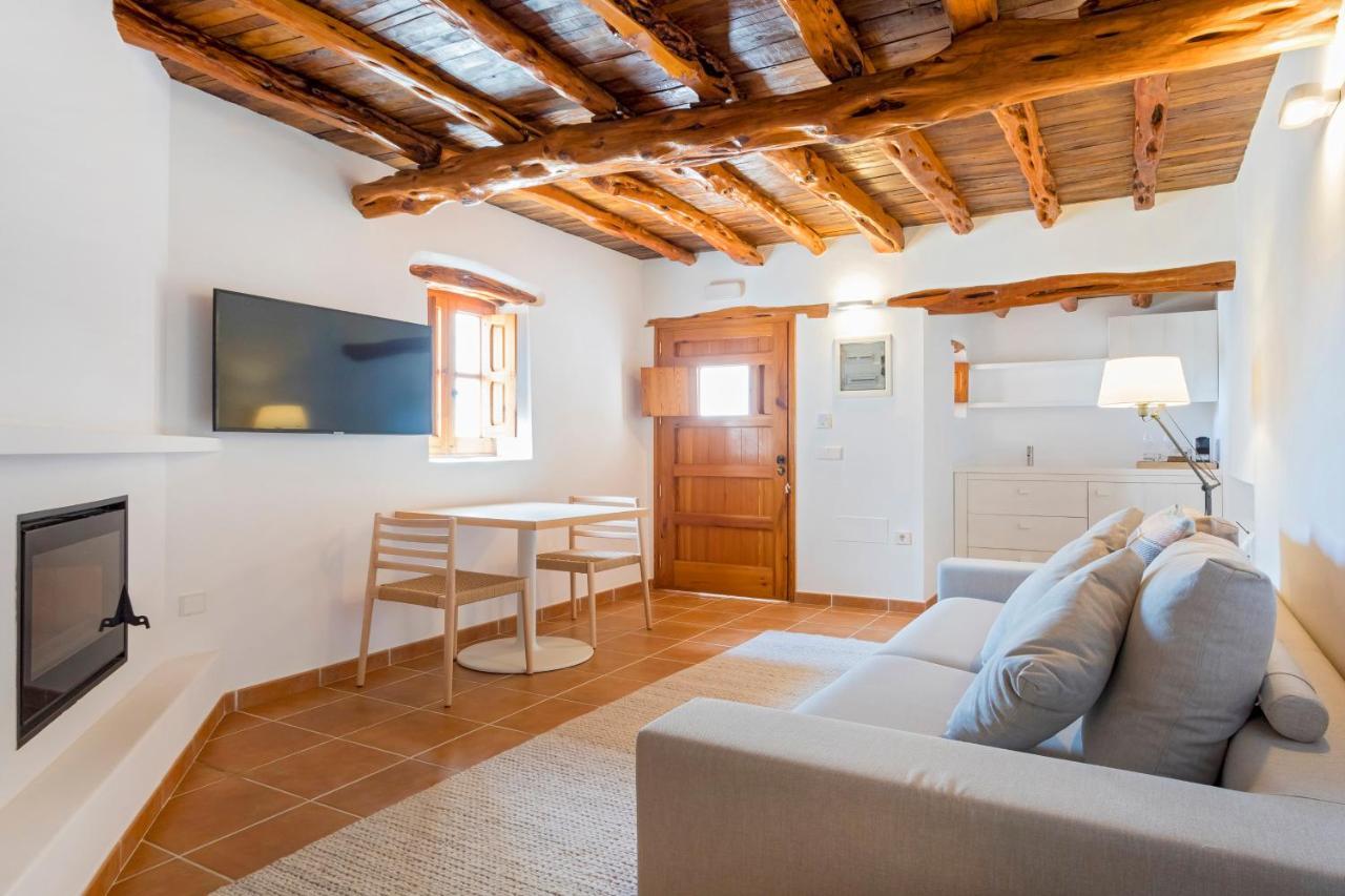 Agroturismo Can Toni Xumeu - Adults Only Cala Llonga  Exterior photo